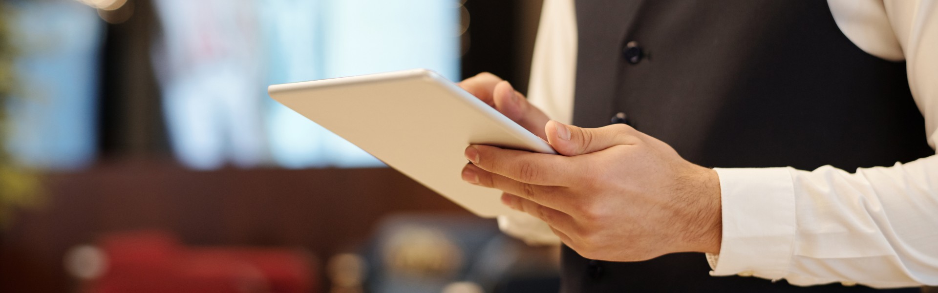 key iot solutions in the hotel industry